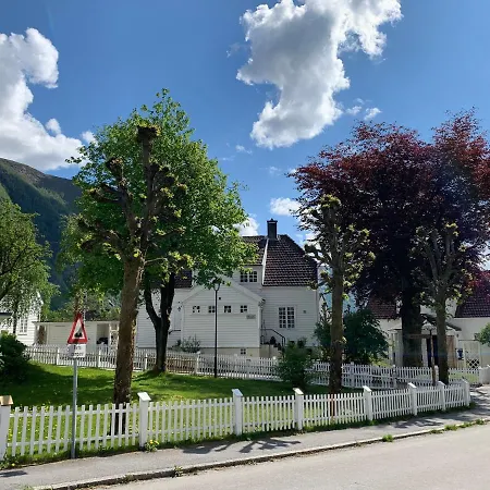 Hoyanger 3 Roms Leilighet Exterior photo